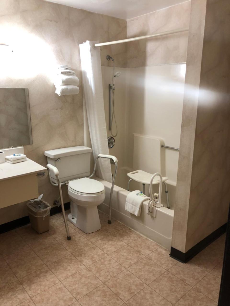 Value Inn Harrisburg-York 밸리그린 외부 사진